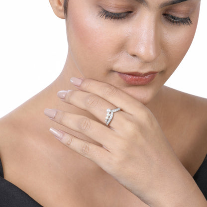 Solid Gold 1.3ct Natural Diamond w/ Pearls Cuved V Ring