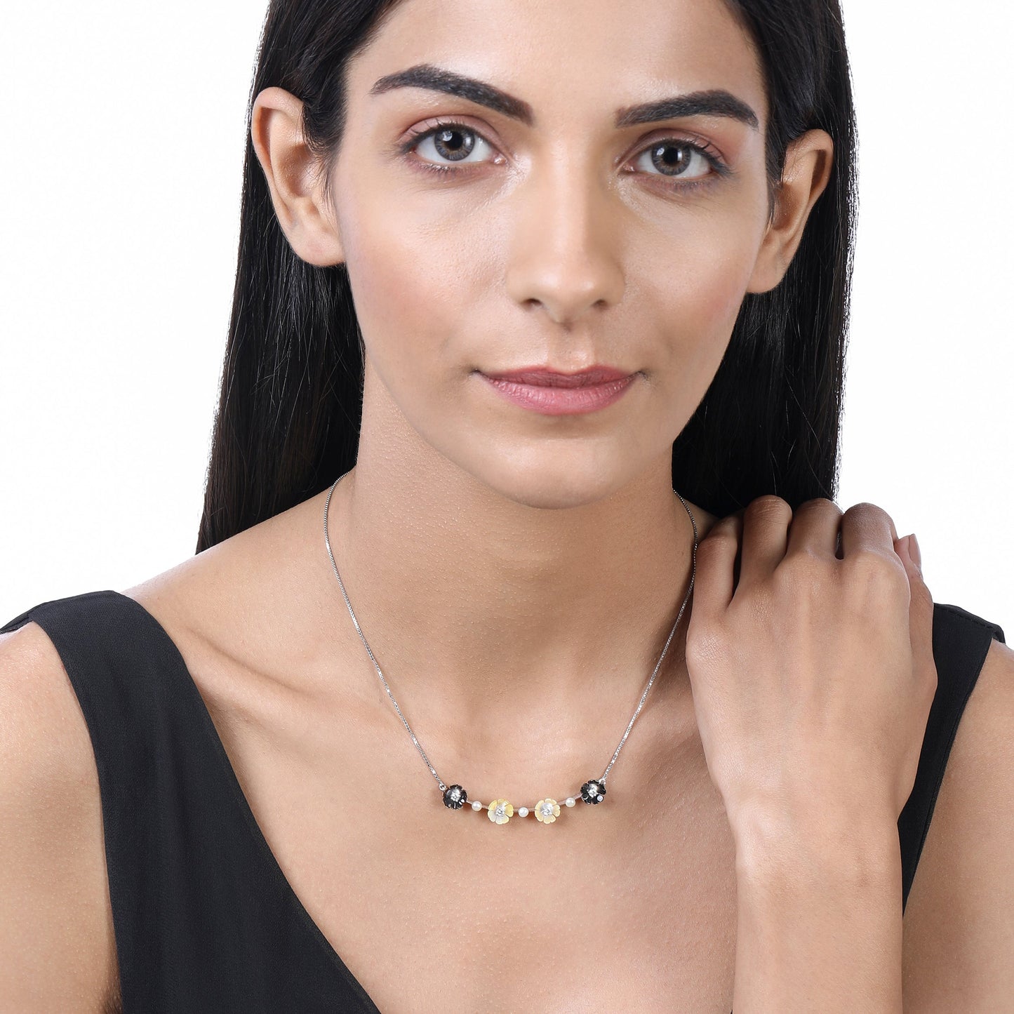 Solid Gold 3.9ct Natural Diamond w/ Pearls Black Flower Necklace