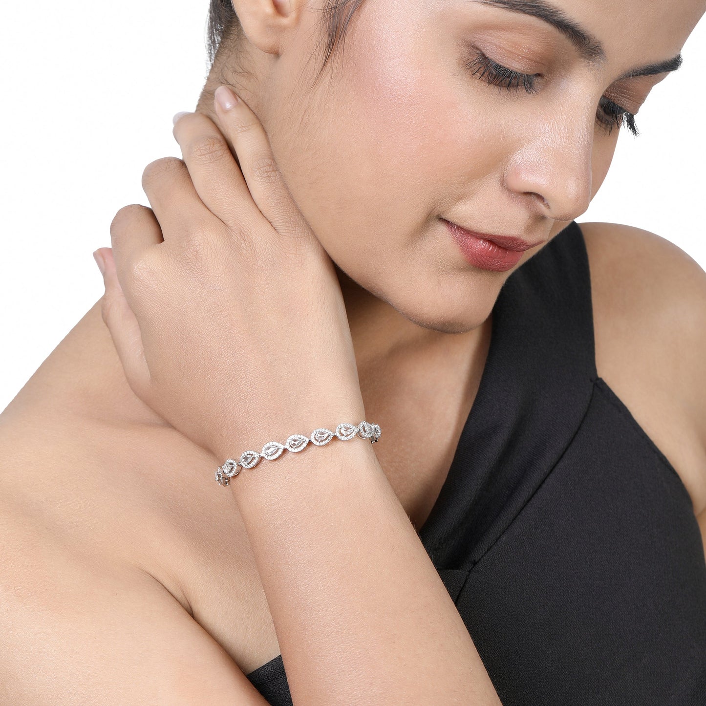 Solid Gold 3.6ct Natural Diamond Rose-Cut Pear Halo Tennis Bracelet