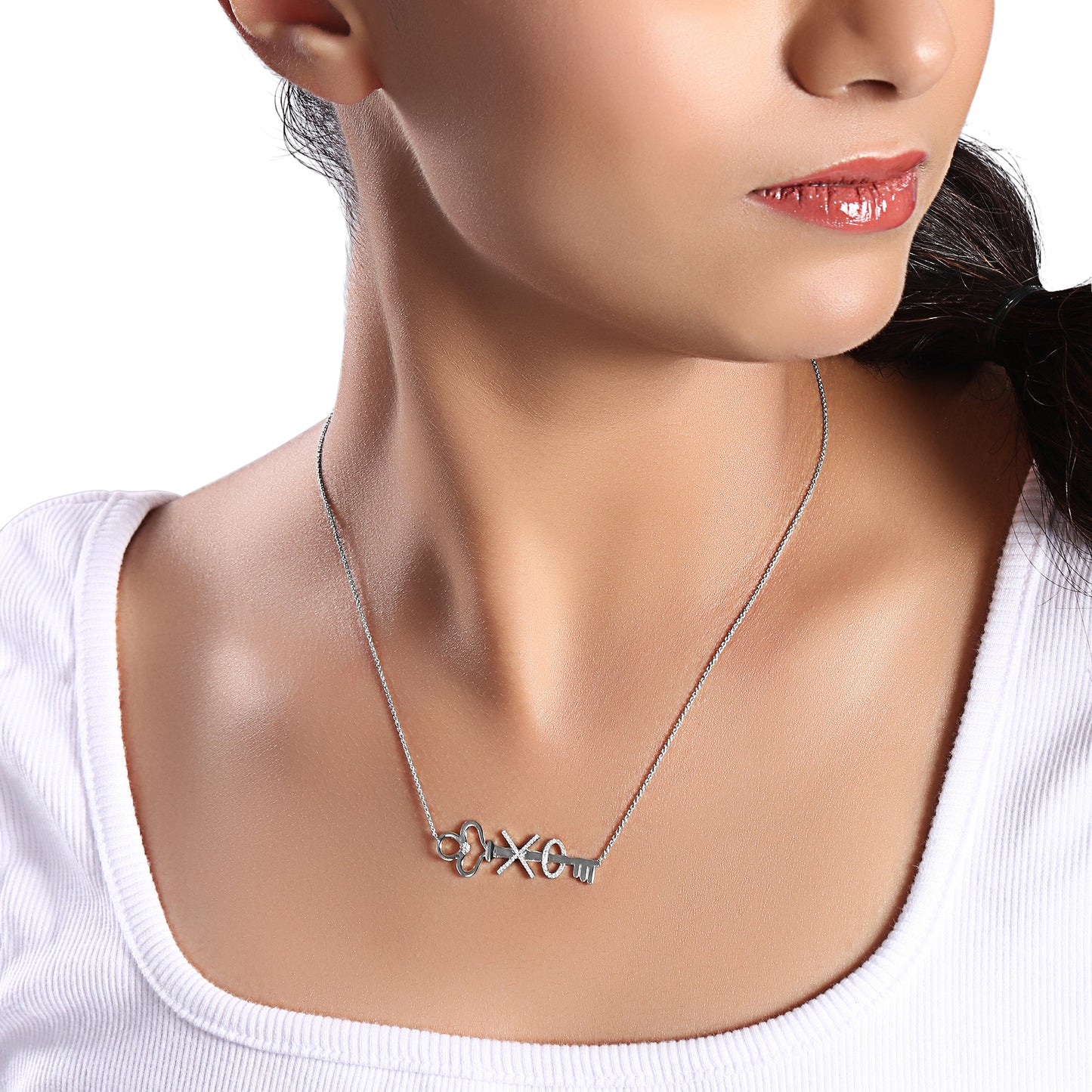 Solid Gold 0.11ct Natural Diamond XO Heart Hug Kiss Love Key Necklace