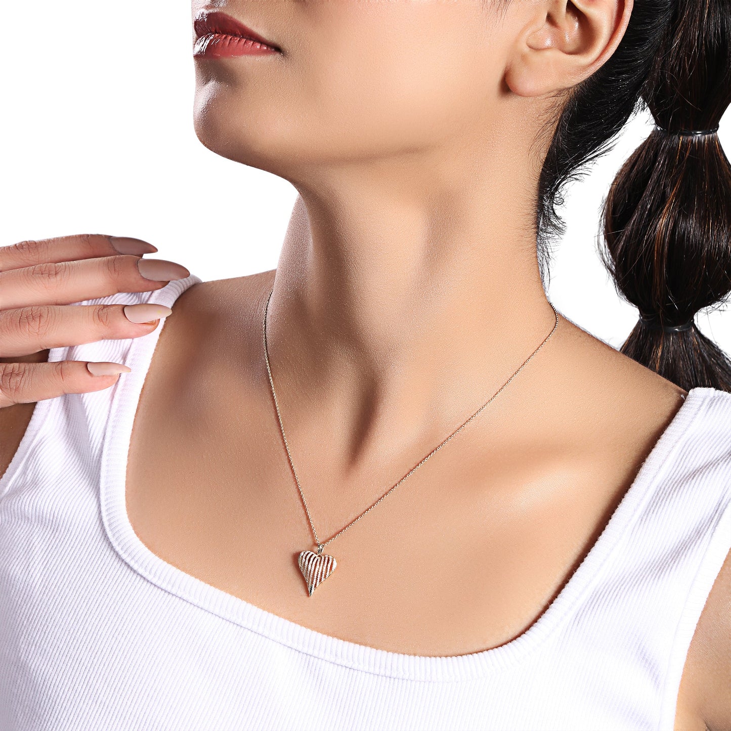Solid Gold 0.3ct Natural Diamond Heart Cage Curved Necklace
