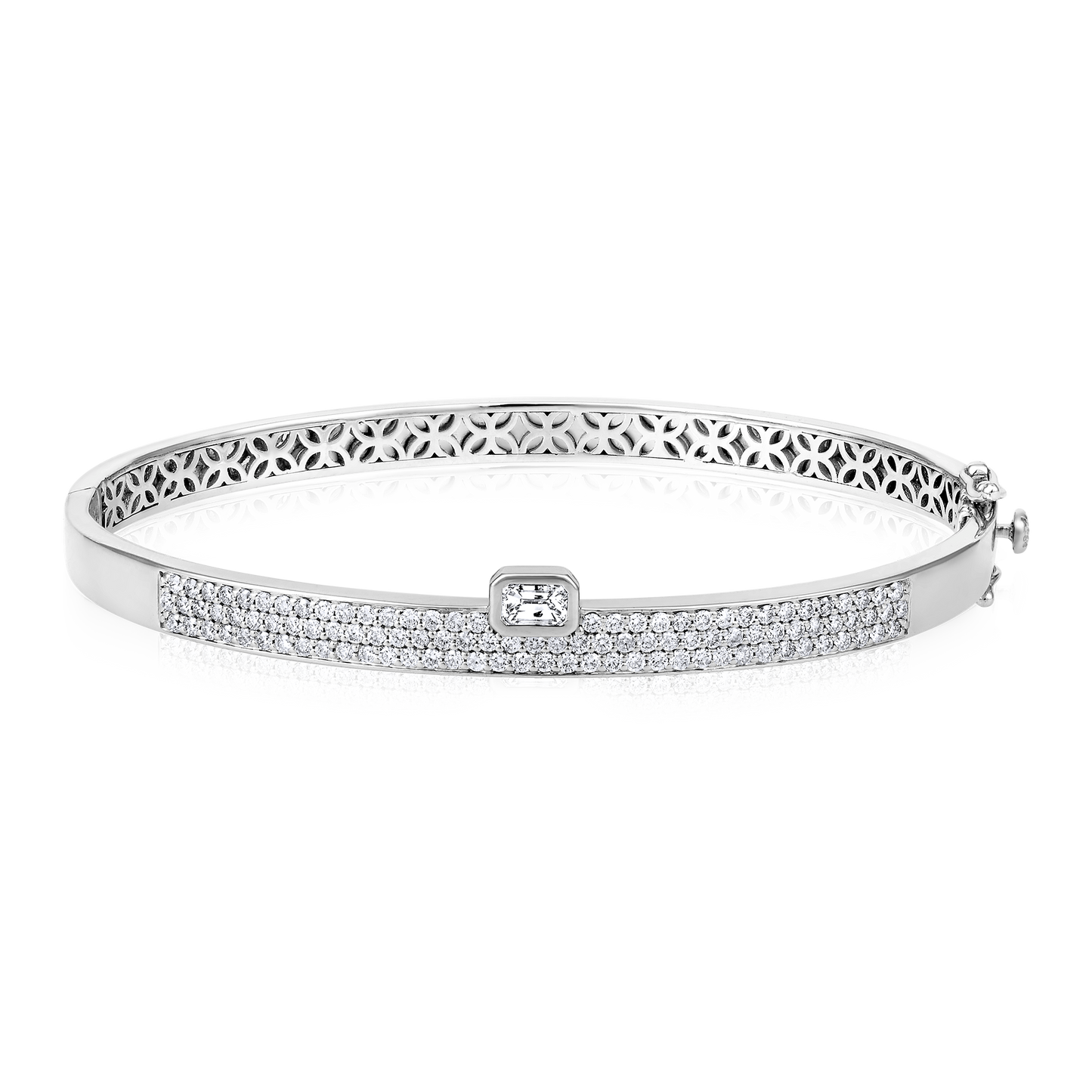 Solid Gold 0.74ct Natural Diamond Studded Bangle Emerald Bracelet