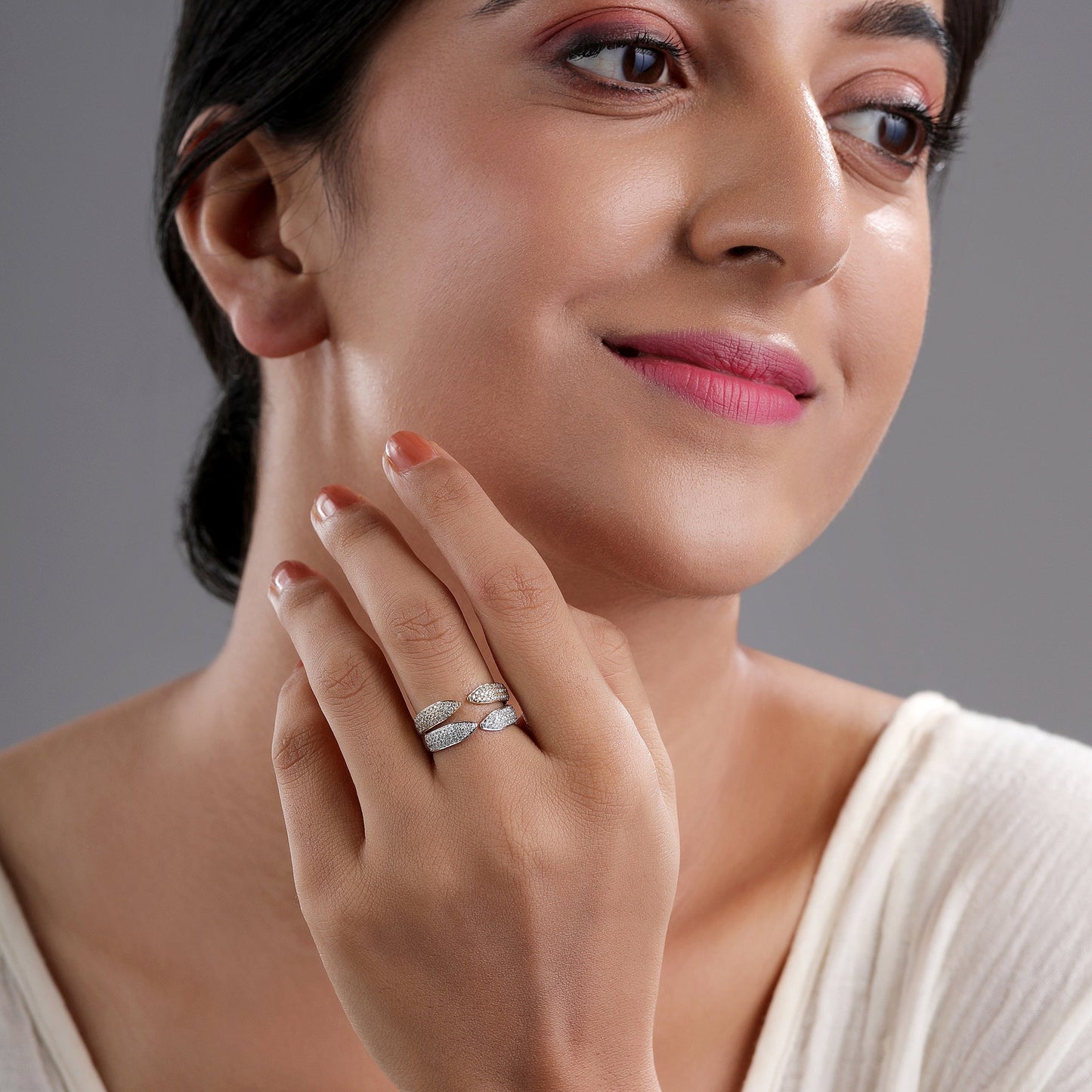 Solid Gold 0.25ct Natural Diamond Open Claw Band Ring