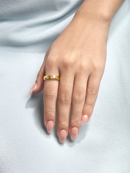 Solid Gold 0.1ct Natural Diamond Star Bezel Band Ring